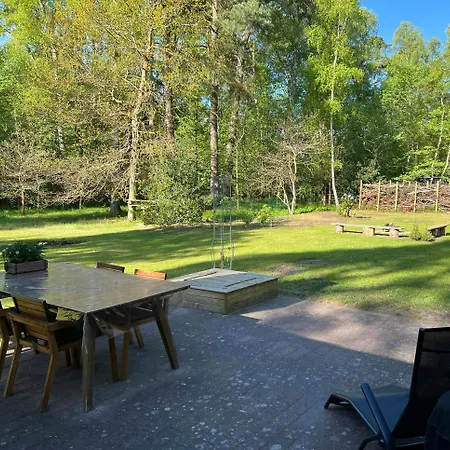 Feriehus Summerhouse In Forest Near Rorvig